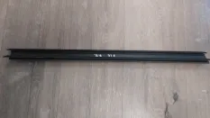 Уплотнитель стекла двери BMW X5 50iX