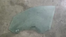 Стекло двери BMW X5 4.8i