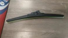 Щетка стеклоочистителя