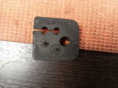 Резиновая втулка BMW X5