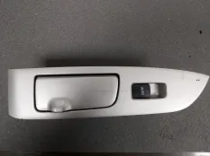 Кнопка стеклоподъемника LEXUS RX400H