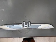 Накладка двери багажника Honda CR-V