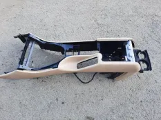 Подлокотник BMW X5
