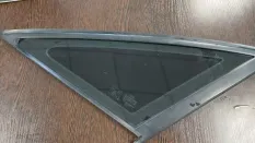 Форточка двери AUDI A6