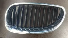Решетка радиатора BMW 525i