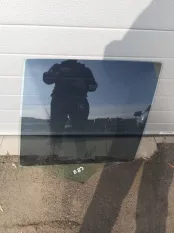 Стекло заднее BMW X3 2.0d