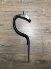 Петля крышки багажника BMW 525i