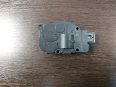 Моторчик заслонки печки MERCEDES-BENZ S 500 4MATIC