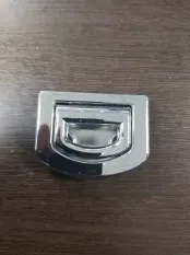 Петля багажника VOLKSWAGEN Touareg