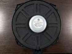 Сабвуфер BMW X3 2.0d