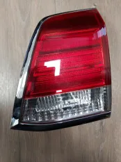 Фонарь задний Toyota Land Cruiser