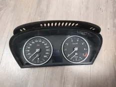 Панель приборов BMW 525i