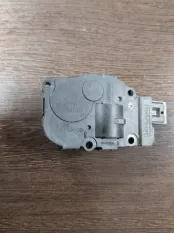 Моторчик заслонки печки BMW X5 3.0d