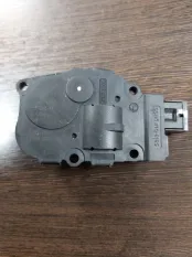 Моторчик заслонки печки PORSCHE Cayenne