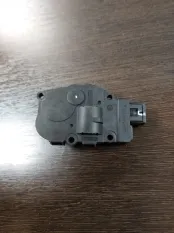 Моторчик заслонки печки PORSCHE Cayenne