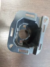 Кронштейн форсунки омывателя BMW X5 3.0d