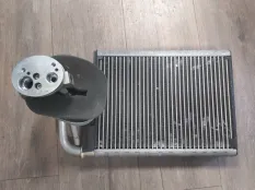 Радиатор кондиционера BMW 530 d