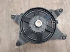 Сабвуфер AUDI A6