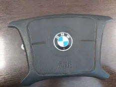 Подушка безопасности в руль BMW 520i