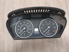 Панель приборов BMW X5 4.8i