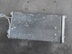 Радиатор кондиционера VOLKSWAGEN Touareg