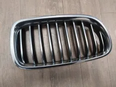 Решетка радиатора BMW 530 d