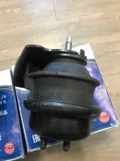 Опора двигателя SUZUKI GRAND VITARA