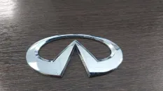 Эмблема INFINITI ex35