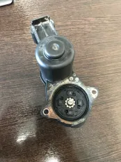 Моторчик стояночного тормоза BMW 528i