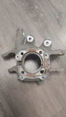 Кулак поворотный BMW 528i
