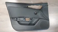 Обшивка двери AUDI A6