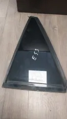 Стекло двери BMW X5