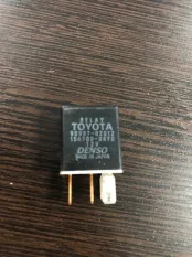 Реле Toyota Land Cruiser