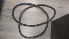 Уплотнитель двери VOLKSWAGEN Touareg