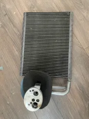 Радиатор кондиционера BMW 528i