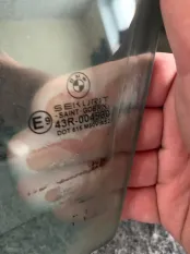 Стекло двери BMW X5 3.0d