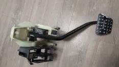 Педаль тормоза BMW X6M