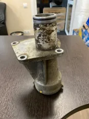 Кронштейн привода BMW X5 4.8i