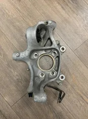 Кулак поворотный AUDI A6