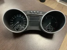 Панель приборов MERCEDES GL 320 CDI