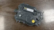 Доводчик двери AUDI A8