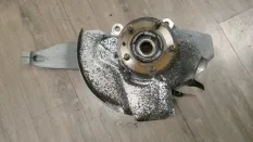 Кулак поворотный со ступицей Land Rover Range Rover Sport