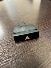 Кнопка аварийной сигнализации VOLKSWAGEN Touareg