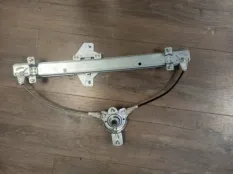 стеклоподъемник HYUNDAI SOLARIS