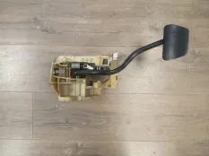 Педаль тормоза BMW 520d