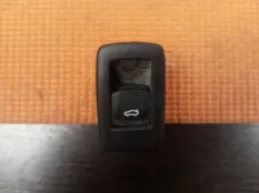 Кнопка открывания багажника BMW 520dX