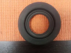 Пыльник фары Toyota Land Cruiser Prado