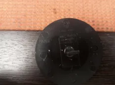 Крепление коврика салона BMW 520dX