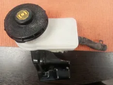 Бачок главного тормозного цилиндра Honda CR-V