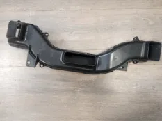 Воздуховод BMW X5 4.8i